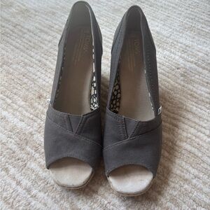 Toms Gray Espadrille Peep-Toe Shoes